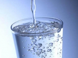 Минеральная вода "Серноводская" признана лучшим продуктом года среди безалкогольных напитков России
