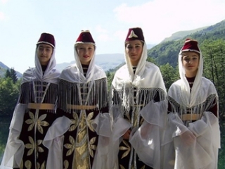 Алтын майдан-Эльбрус соберет гостей со всего мира