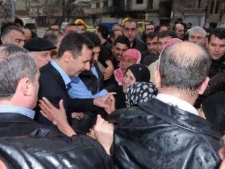 Президент Сирии на встрече с жителями города Хомс