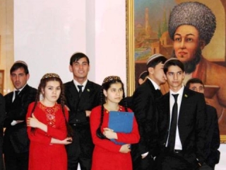 Туркменские школьники