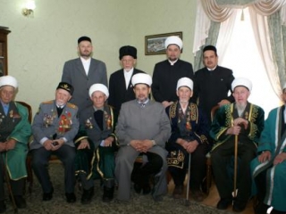 Ветераны имамы собрались В ДУМ РТ