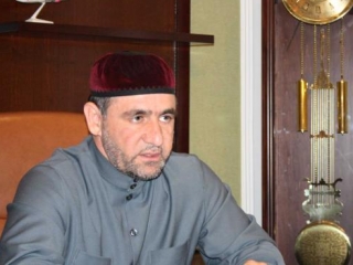 В чеченском муфтияте, считают, что светское образование является обязательным атрибутом религиозного деятеля