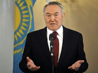 По мнению президента Казахстана, страна должна возродить свою историческую роль и вновь стать крупнейшим транзитным хабом региона