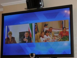 Дети общались с Президентом Татарстана в режиме видеоконференции