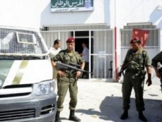 Тунисская полиция постигает тонкости исламского вероучения