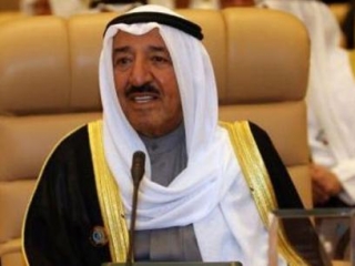 Эмир Кувейта принял отставку правительства на фоне политического кризиса