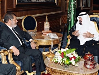 В Джидде прошла двусторонняя встреча Мухаммеда Мурси и саудовского короля Абдаллы бен Абдель Азиза
