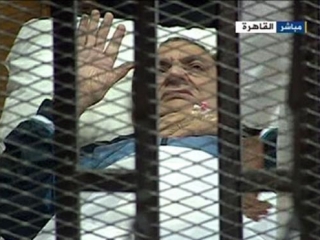 Мубарак продолжил отбывать пожизненный срок