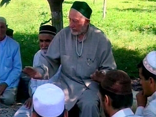 Шейх Саид афанди Чиркейский в окружении своих учеников