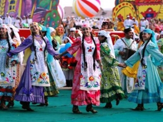 В 2013 году в эфире российского ТВ должно появиться больше передач о жизни и культуре этносов, проживающих в России
