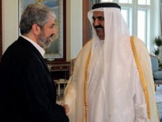 Глава ХАМАС Халед Мишааль и эмир Катара Хамад бин Халифа Аль Тани