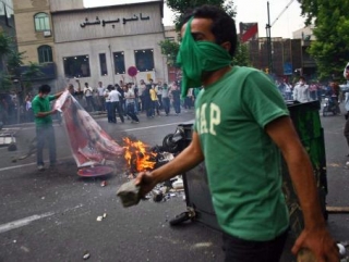 Беспорядки, подобные тем, что охватили Иран в 2009 году, могут повториться вновь