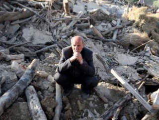 Не менее 40 человек погибли в результате удара стихии по югу Ирана