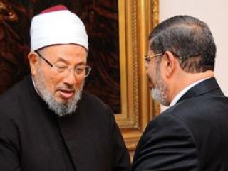 Юсуф аль-Кардави и Мухаммед Мурси