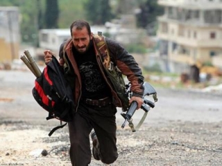 Граждане Сирии взялись за оружие