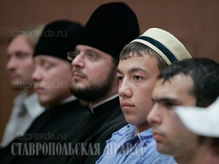 Мусульмане и православные. Фото: «Ставропольская правда»