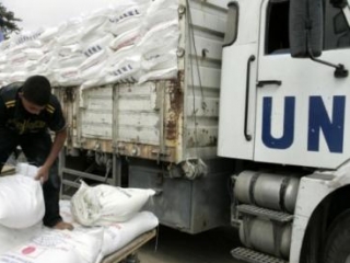 Гуманитарная помощь ООН пртиходит в Газу