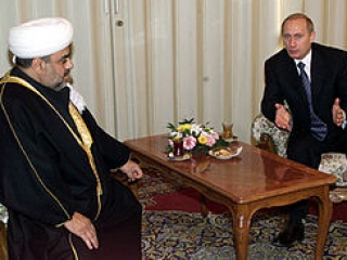 Аллахшюкюр Пашазаде на встрече с ПРезидентом РФ Владимиром Путиным в Баку