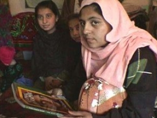 Девочки подростки Афганистана