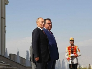 Президенты России и Таджикистана