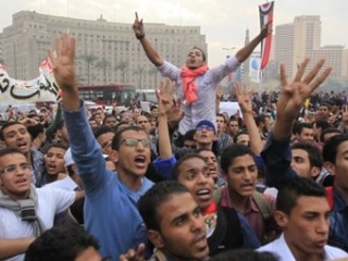 Антипутчистские протесты на площади Тахрир продолжаются и доныне