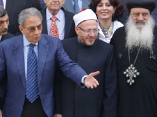 Глава Конституционного комитета Амр Муса с представителями основных исповеданий Египта