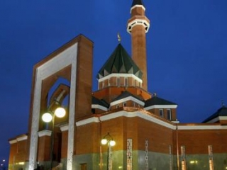 Москва. Мемориальная мечеть на Поклонной горе, в память о погибших в последней войне мусульманах