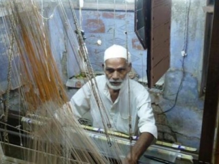 Искусный ткач из Варанаси Шахид Джунаид