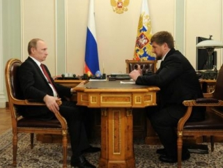 Президент РФ с главой Чечни (Фото: Пресс-служба Кремля)