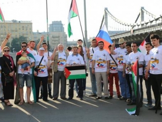 Жители и гости российской столицы встали на защиту Иерусалима и его жителей (Фото: ИА IslamNews)