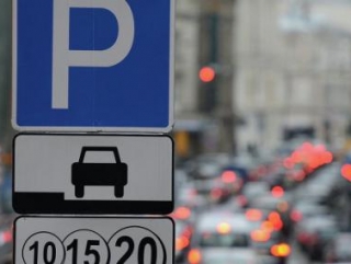 Московским автомобилистам становится все накладнее передвигаться по городу