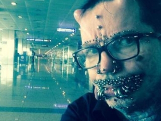 Ральф Батшалз в аэропорту Дубая