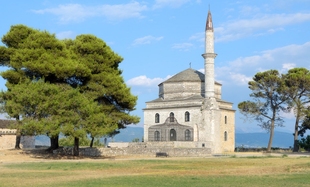 Мечеть в цитадели греческого города Янина (Ioannina)