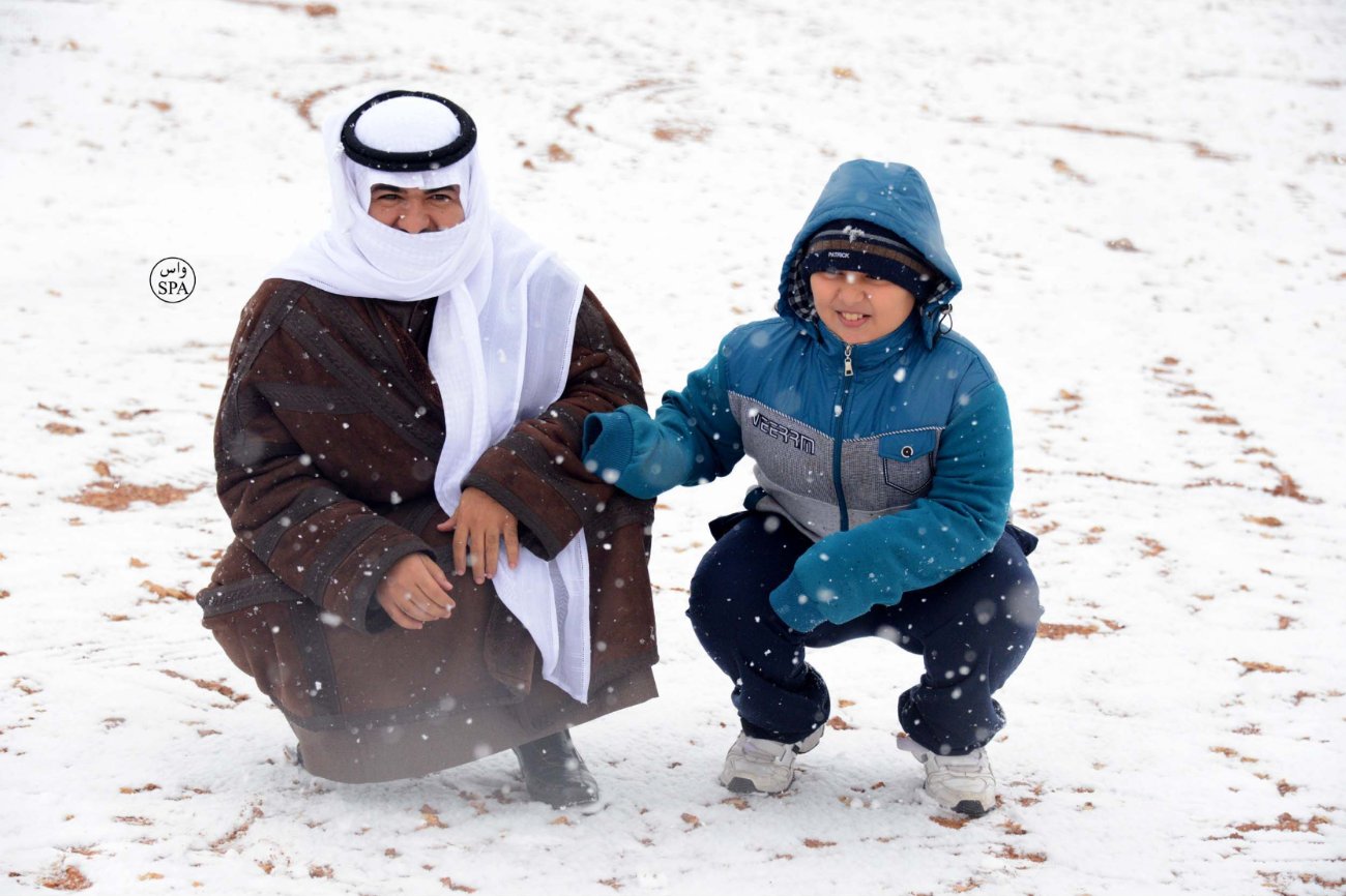 Необычно заснежаная зима на севере Саудовской Аравии