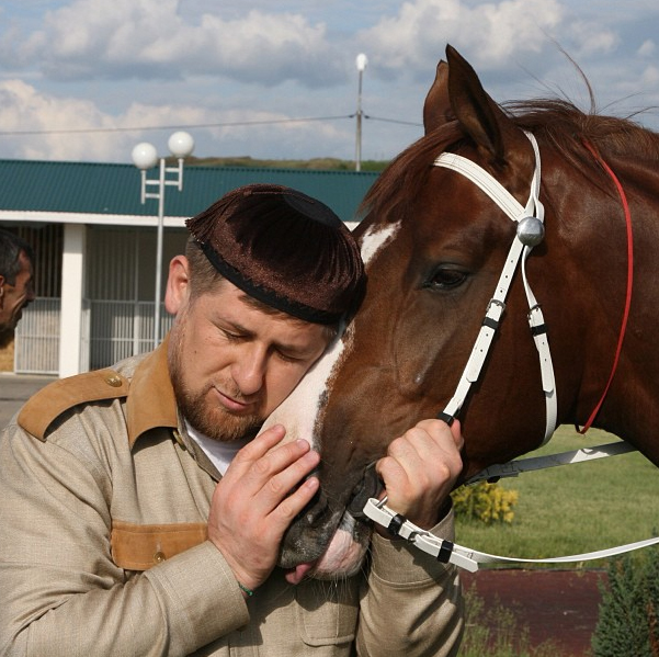 Рамзан Кадыров и его звездный питомец