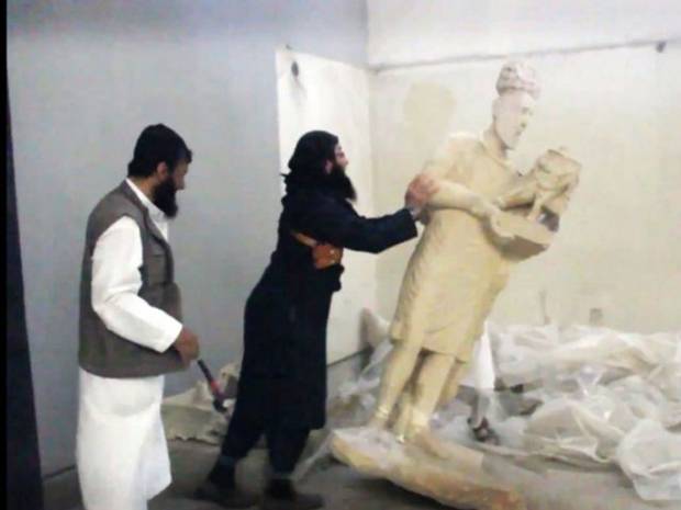 Сторонники ИГ сражаются с памятниками истории