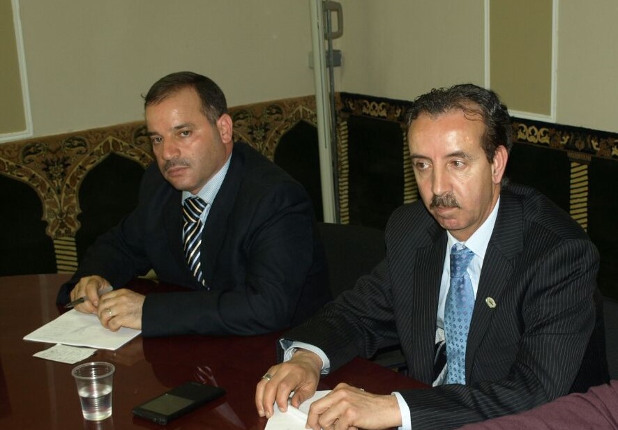 Ученые из Алжирского университета Башир Кардусси (слева) и Фатих Халими