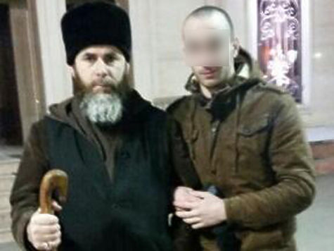 Саид Мажаев с муфтием Чеченской Республики после освобождения из тюрьмы (лицо скрыто по просьбе Саида)