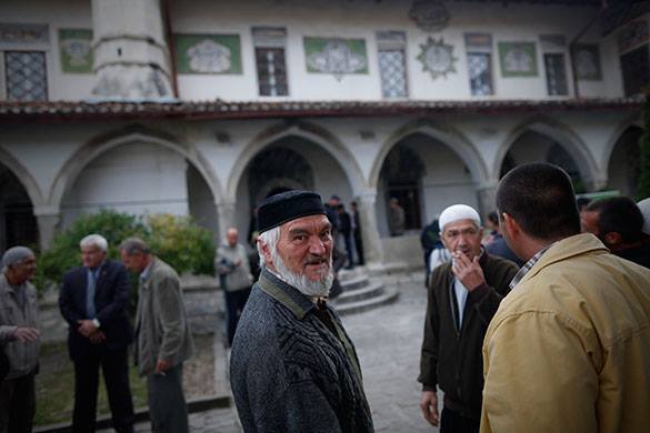 Крымских татар взяли в оборот большой политики