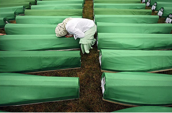 Резня в Сребренице признана актом геноцида