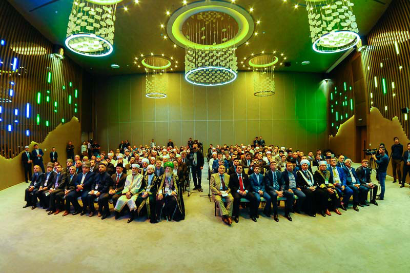 Участники высокого собрания. Фото: Ислам.ру