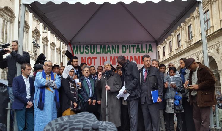 Манифистация мусульман в Риме