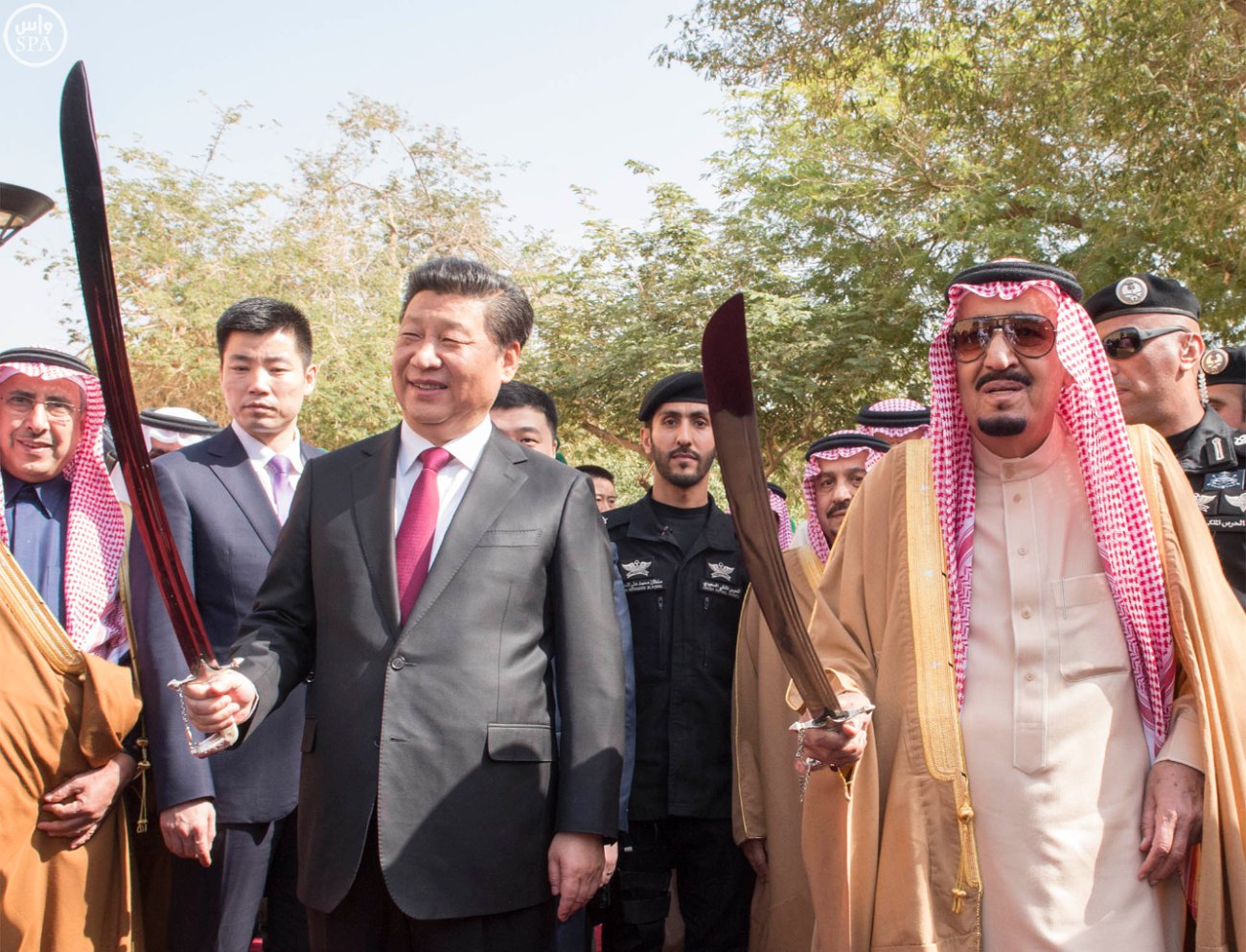 Си Цзиньпин и король Салман бен Абдул-Азиз