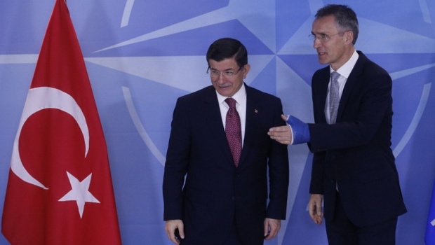 Турецкий премьер и генсек НАТО