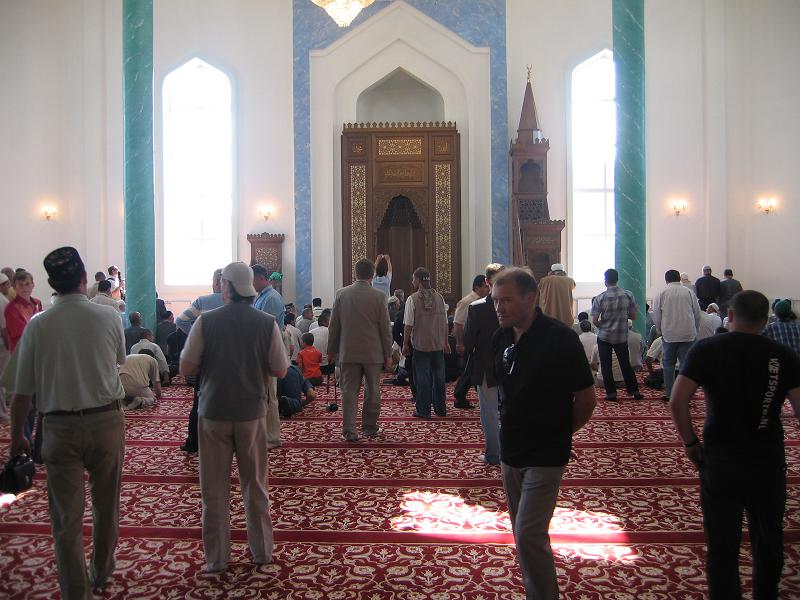 В мечете Петербурга
