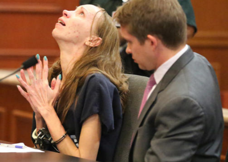 Жительница Флориды, посаженная под арест за отказ делать обрезание сыну по постановлению суда