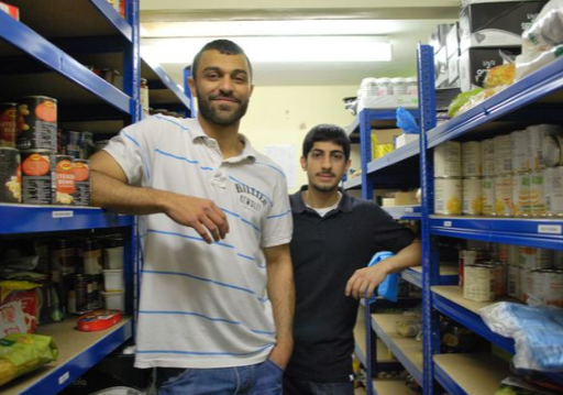 Волонтеры «продовольственного банка» при одной из британских мечетей