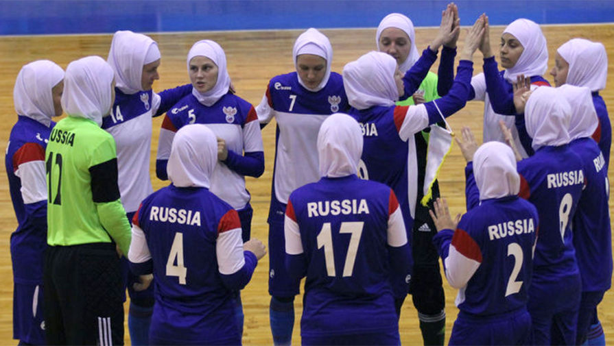 Россиянки в хиджабах