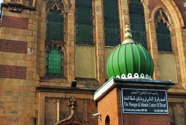В странах Запада церкви нередко превращаются в мечети