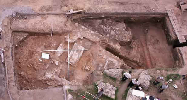 На фото: раскопки мавзолея казанских ханов